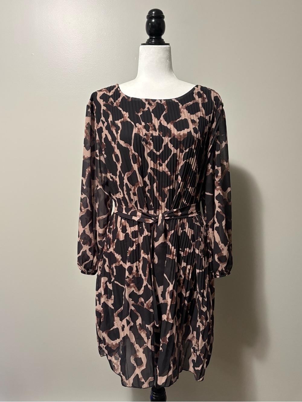 Me & Gee Long Sleeve Pleated Animal Print Black Brown Dress